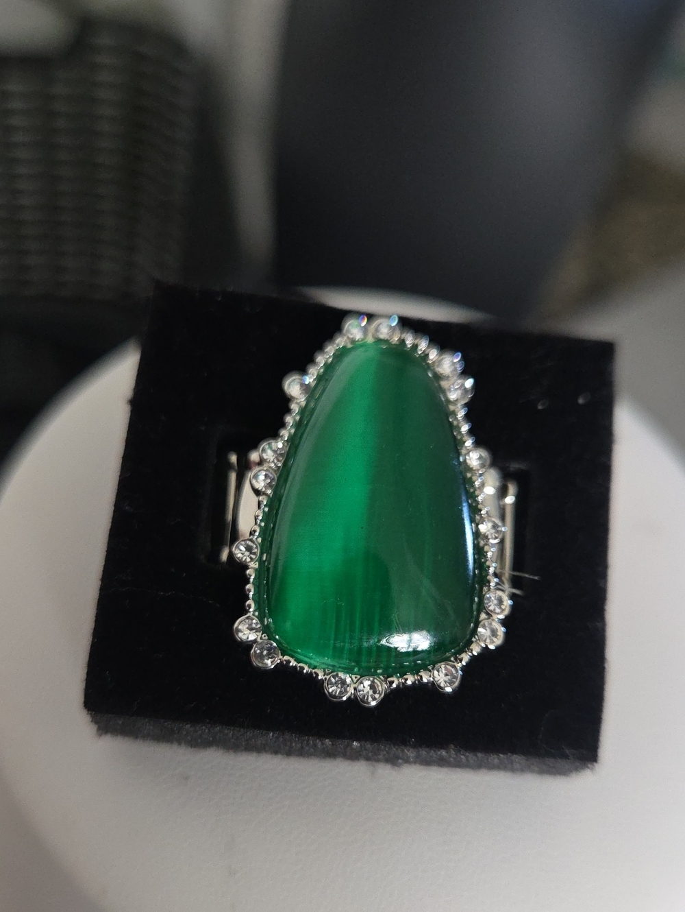 Paparazzi Newport Noveau Green Ring NWT